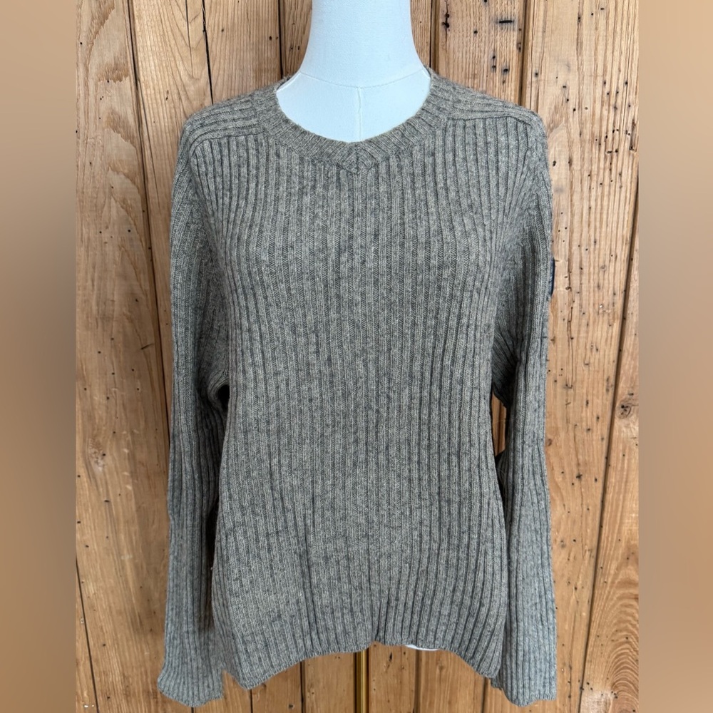 Vintage Abercrombie & Fitch Men’s L V-Neck Wool-Blend Sweater